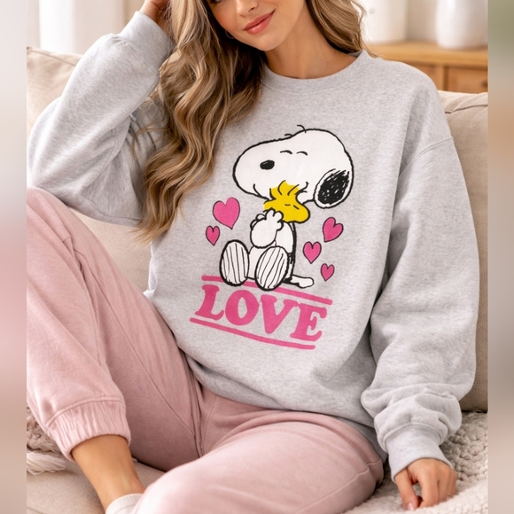 Peanuts Sweaters - Peanuts Snoopy Woodstock Love Crewneck Sweatshirt Gray Pink Graphic Women’s XL